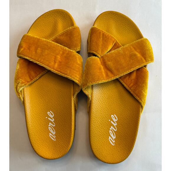 Aerie Velvet Criss Cross Sandal SIZE 6 Mustard Yellow - Picture 1 of 4